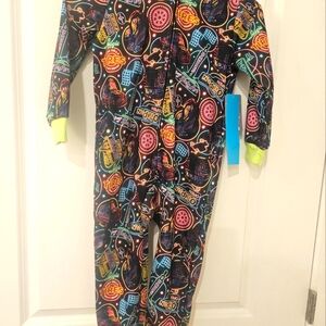 Disney toddler 1 piece pajamas.  With hoodie. Size 4. Zips in front.